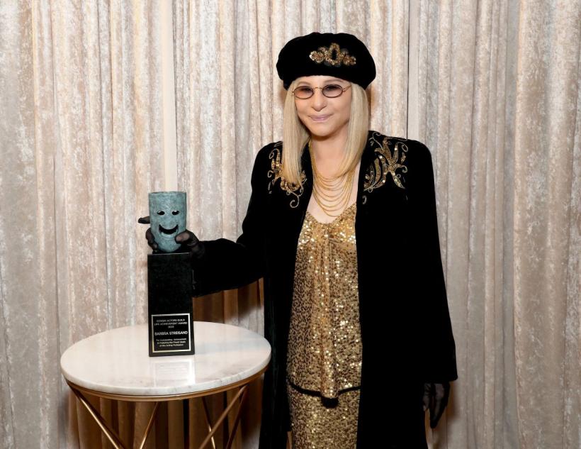 Celebra Barbra Streisand a primit premiul pentru cartea audio a anului 18943441