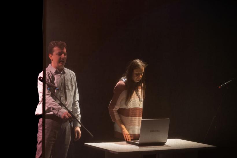 Premieră la Teatrul de Comedie - UNUL DINTRE NOI 18943251