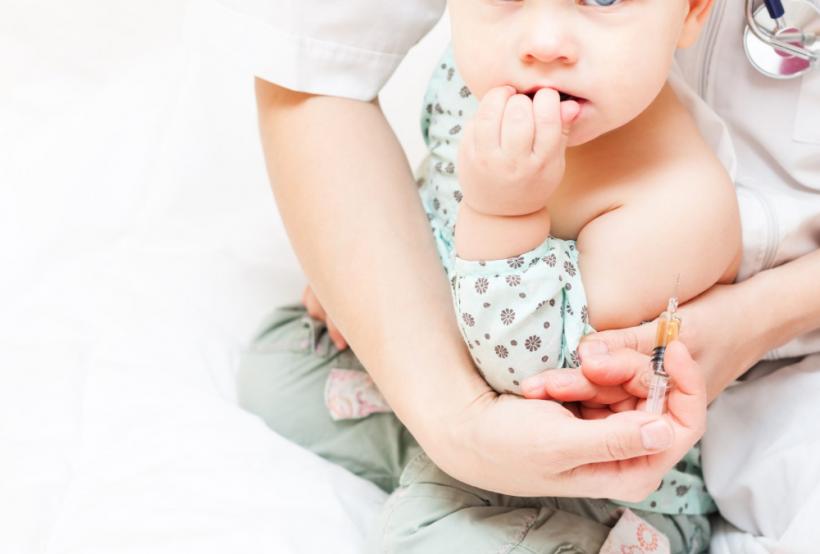 SUA verifică legătura dintre vaccinuri și autism