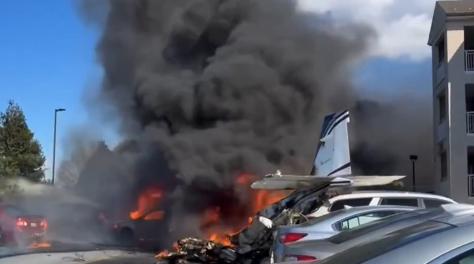 Miracol: Un avion s-a prăbușit într-o parcare din Pennsylvania. Toți pasagerii au supraviețuit