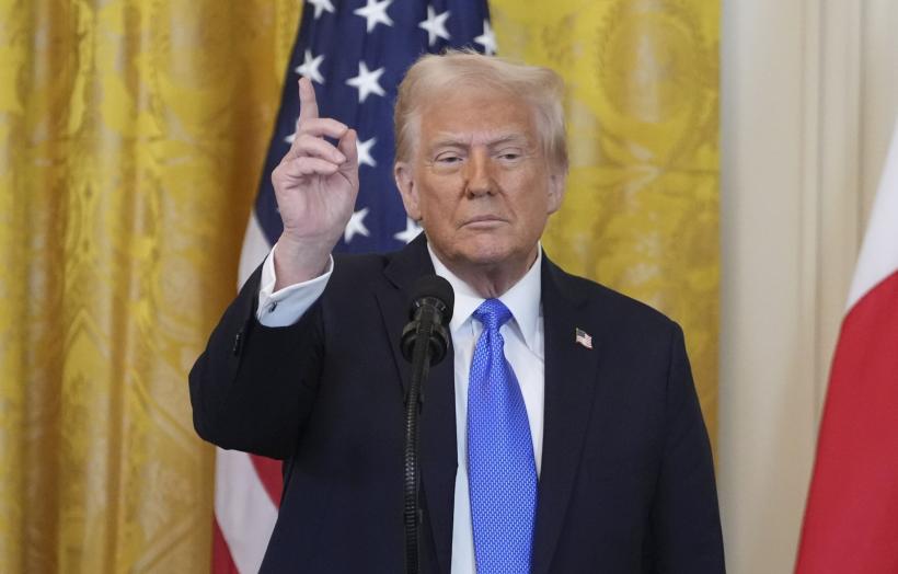 Trump afirmă că SUA „aproape” a pus capăt pauzei privind schimbul de informații despre Ucraina