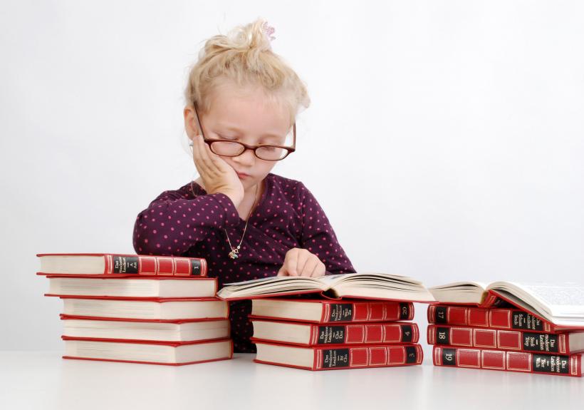 Limba română: Ce înseamnă cuvântul „poliglot” și cum poți deveni unul?