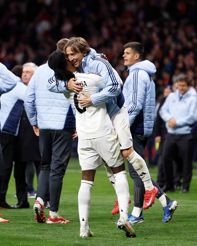 Real Madrid, Arsenal, Borussia și Aston Villa, ultimele echipe calificate în sferturile Champions League