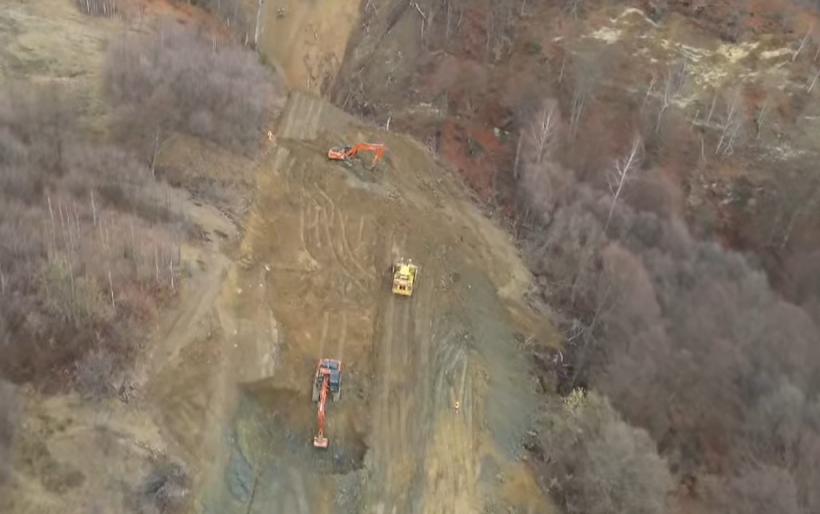 Proiect impresionant: 300 de muncitori lucrează la secțiunea 3 a A1 Sibiu-Pitești 18944987