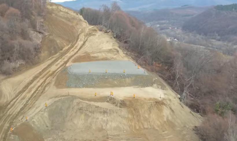 Proiect impresionant: 300 de muncitori lucrează la secțiunea 3 a A1 Sibiu-Pitești 18944988