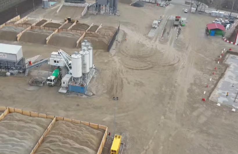 Proiect impresionant: 300 de muncitori lucrează la secțiunea 3 a A1 Sibiu-Pitești 18944990