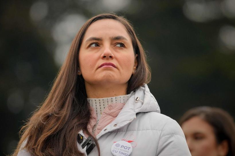 Vrei shaorma cu de toate? Acum ți-l dau și pe George Simion 18944853