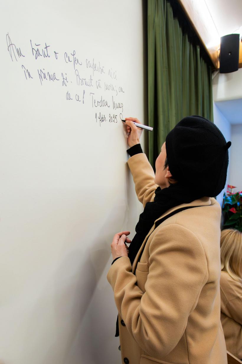 KOPP – o nouă cafenea în Cotroceni, inspirată de filmul Liceenii de Nicolae Corjos 18944876