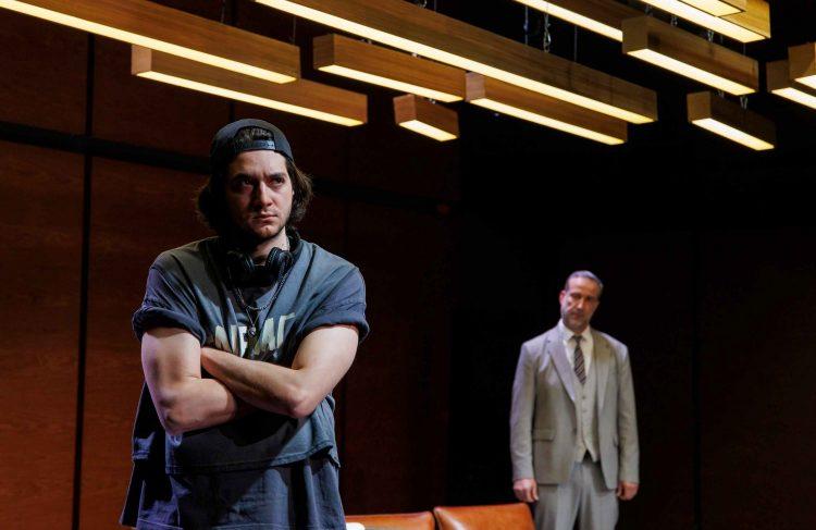 ABRACADABRA - Magie și surprize la Târgul Educațional Mommy HAI. Teatru la #ARCUB: Bazinul de nord, Cineva are să vină. Un nou episod Calendarul străvechi 18945122