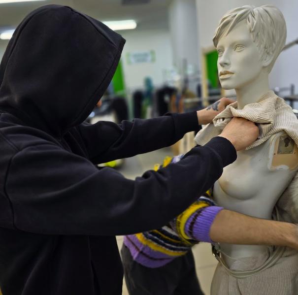 Humana România și UNArte formează împreună  viitorii designeri în moda sustenabilă 18945604