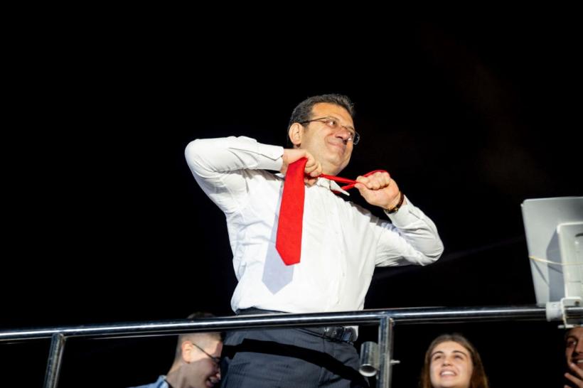 Turcia ordonă reținerea primarului din Istanbul, Ekrem Imamoglu, cel mai puternic rival al președintelui Erdogan 18945617