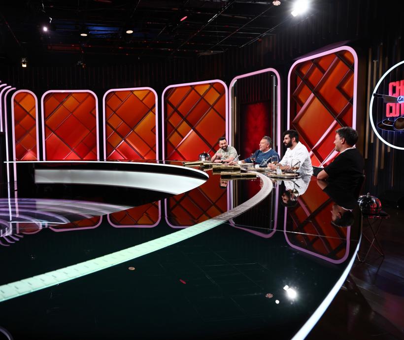 Moment istoric la Chefi la cuțite, în această seară: toți cei patru Chefi oferă cuțitele de aur după o jurizare 18946795