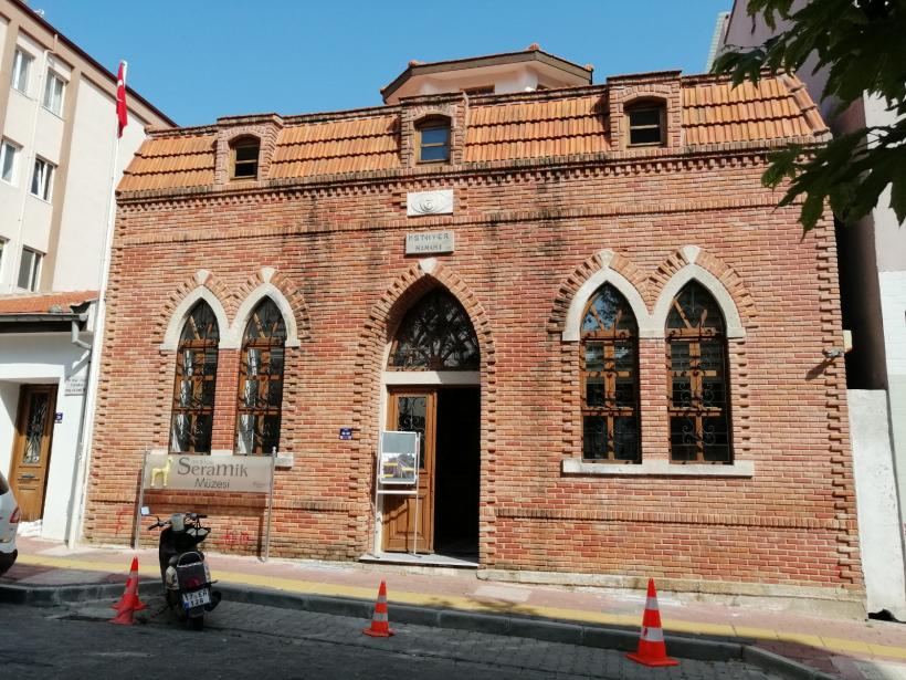 De unde a sărit șotron(ul) în limba română 18946583