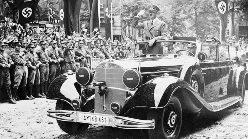Miliardarii naziști: Cum s-a insinuat Porsche în anturajul lui Hitler 18946835