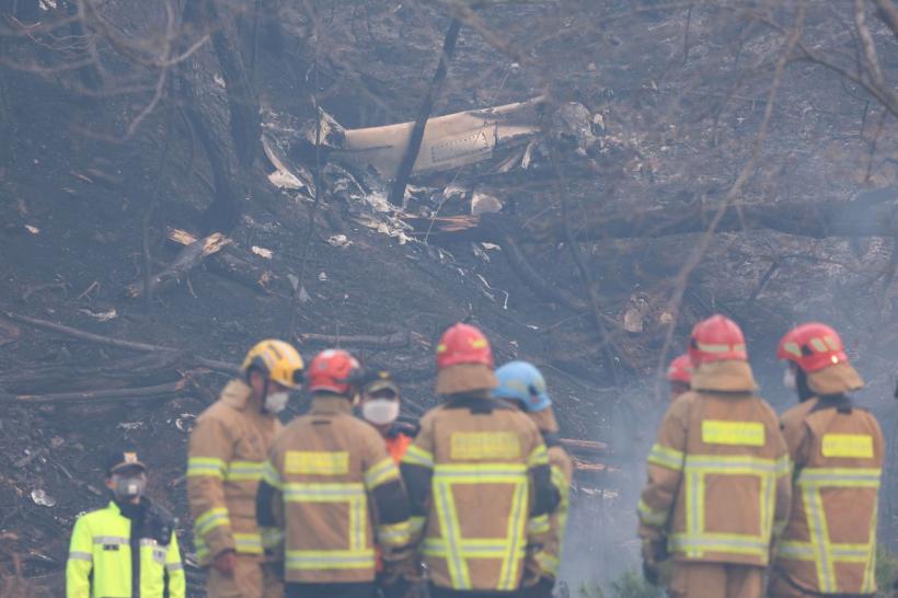 Bricheta care a schimbat istoria: Cel mai mare incendiu din Coreea de Sud a pornit dintr-un cimitir. 30 de oameni au murit 18947337