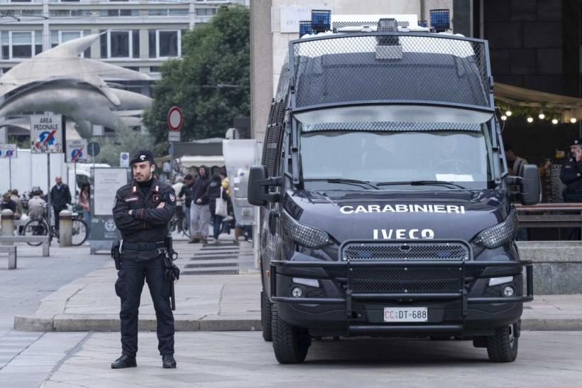 Jaf ca-n filme pe o autostradă din Italia. O bandă de hoți a furat 4 milioane de euro în câteva minute