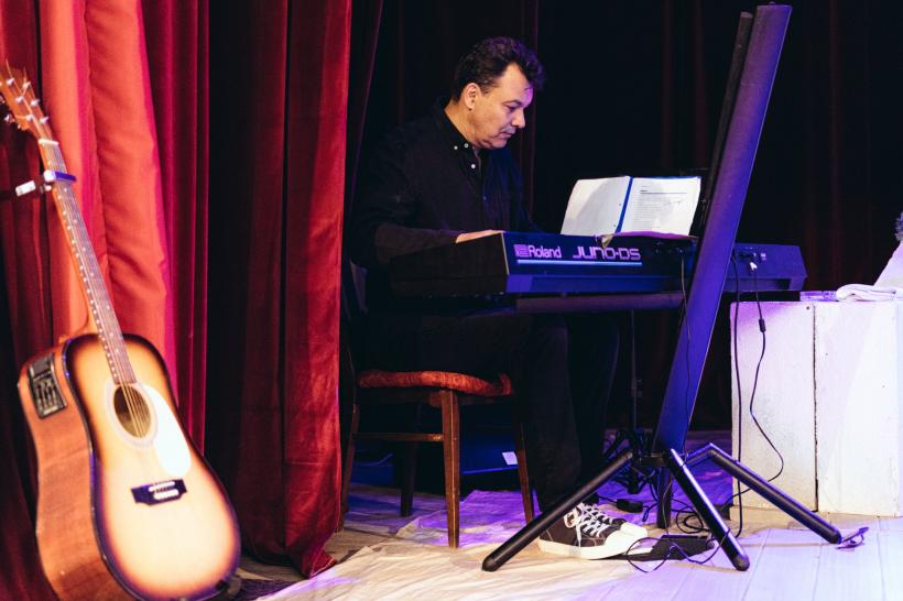 Crina Matei şi Ana Maria Ivan revin cu spectacolul “Anatomia unui clişeu”, o producţie Teatrul Stela Popescu,  pe scena de la Nottara 18947453