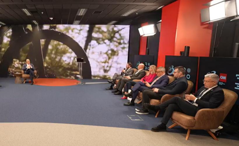 Idei inteligente pentru creștere economică: Conferința națională RO 3.0 “Smart solutions for tomorrow. Sustenabilitate și responsabilitate – căi sigure pentru o dezvoltare durabilă și prosperă” 18948615