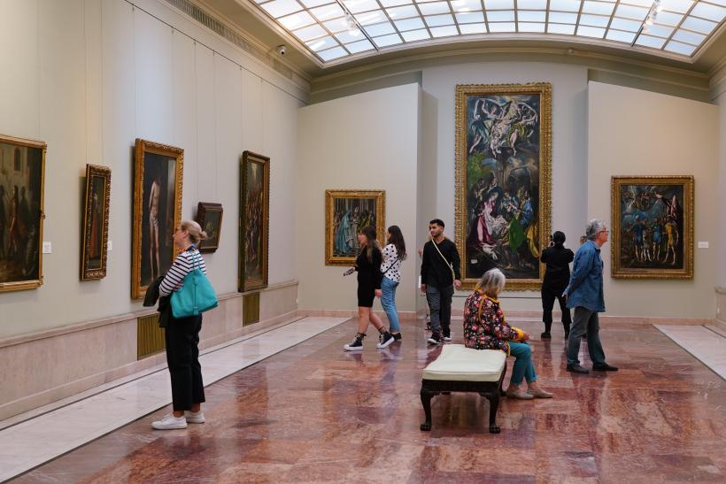 Vizite ghidate gratuite la Muzeul Național de Artă al României