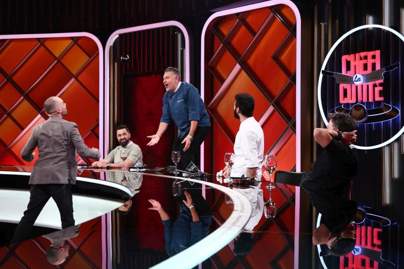 Ieri seară, la Chefi la cuțite, Chef Richard Abou Zaki i-a dat cuțitul de aur lui Andy Van de Gucht, concurentul care gătește pentru Casa Regală a Belgiei 18948075