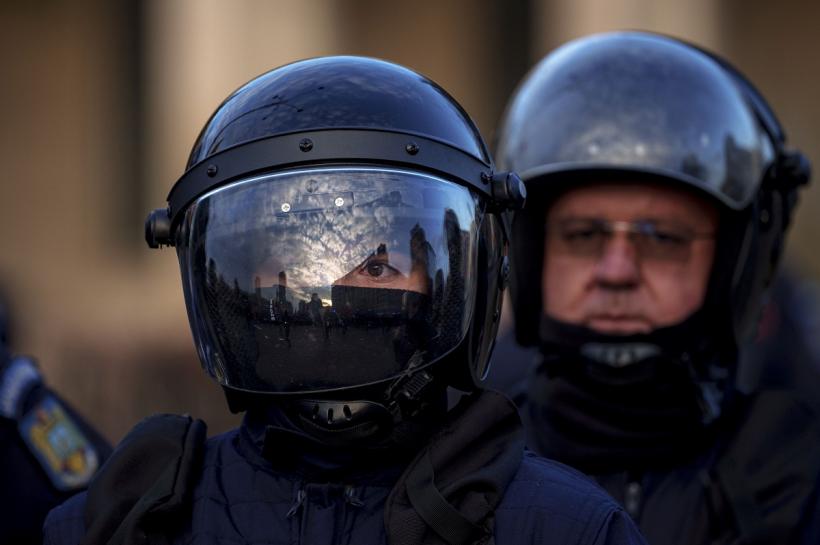 Un jandarm s-a împușcat în cap chiar în sediul instituției!
