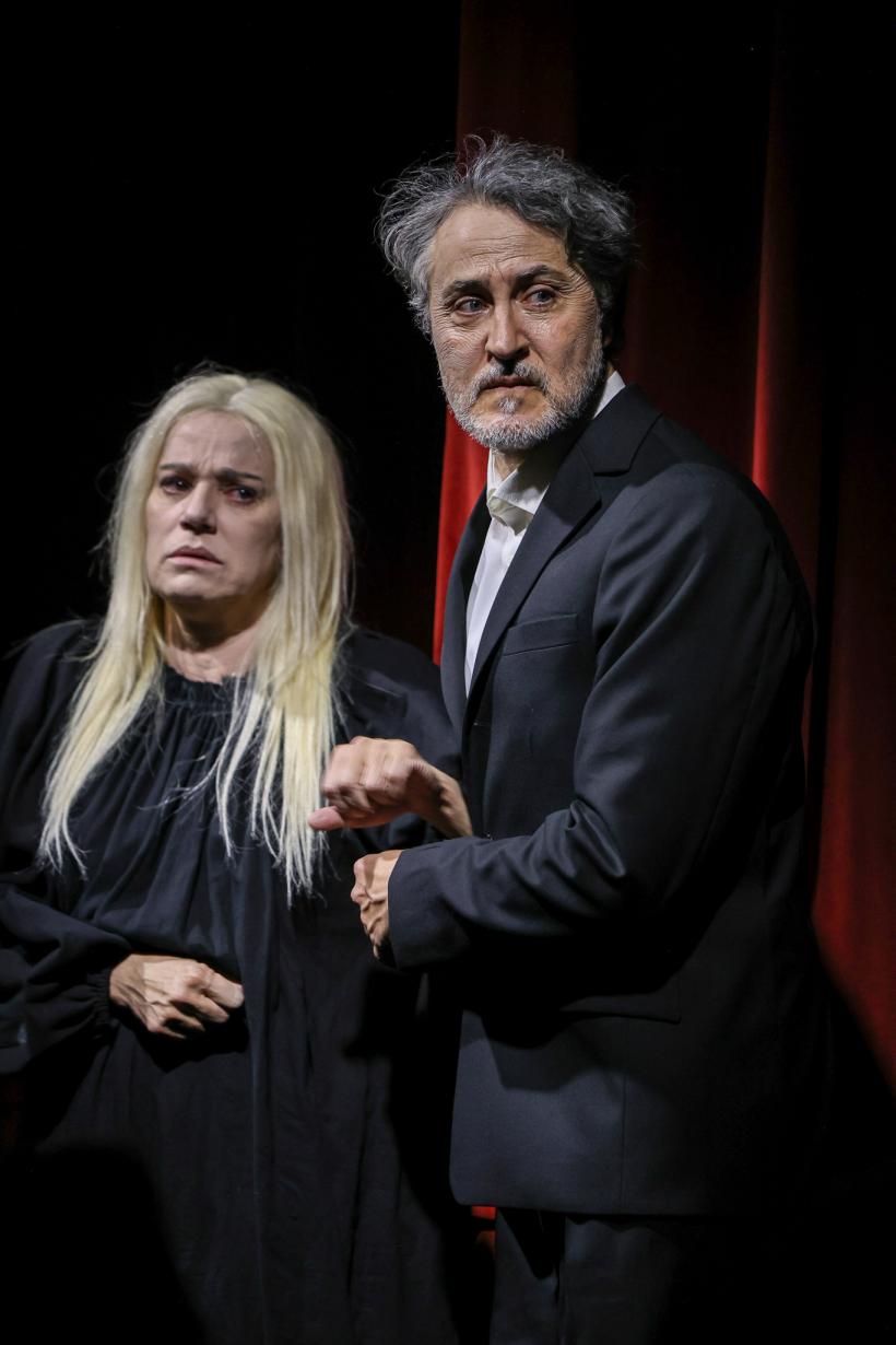 Premieră absolută la TNB, cu „Moroi și păpădii” de Gavril Pătru   18948267