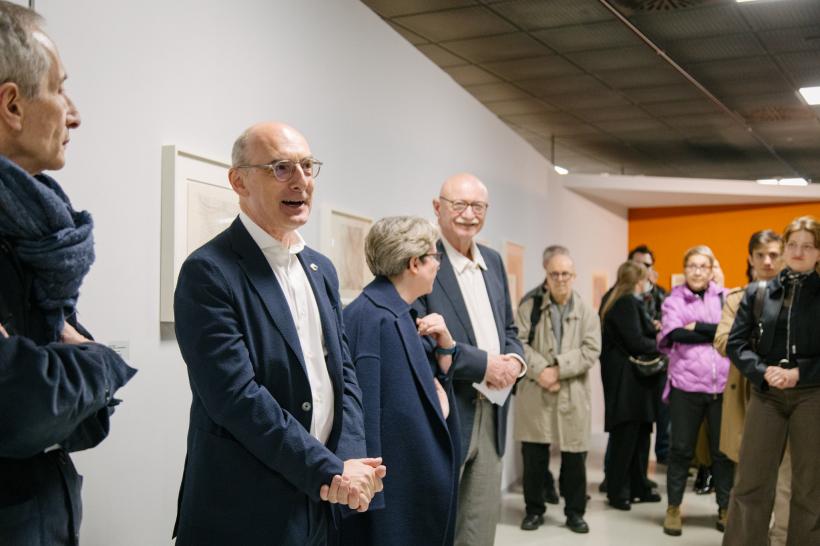 Premieră internațională: Peste 250 de lucrări ale artistului Ștefan Bertalan sunt expuse la Fundația Art Encounters, în cadrul unei ample retrospective curatoriate de Bernard Blistène 18948197