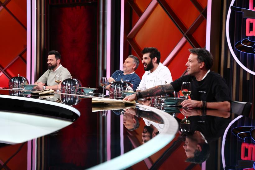 Diseară, la Chefi la cuțite:  doi jurați se duelează în ringul audițiilor, oferind cuțitele de aur 18948484