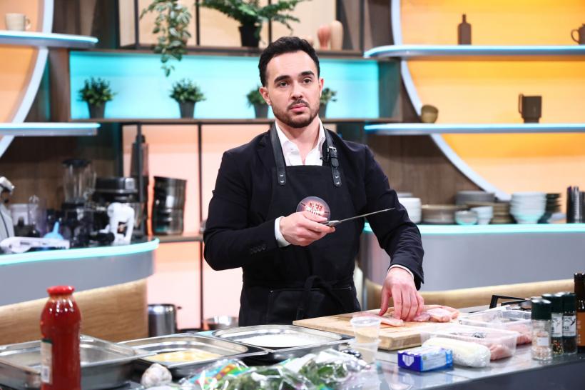 Diseară, la Chefi la cuțite:  doi jurați se duelează în ringul audițiilor, oferind cuțitele de aur 18948486