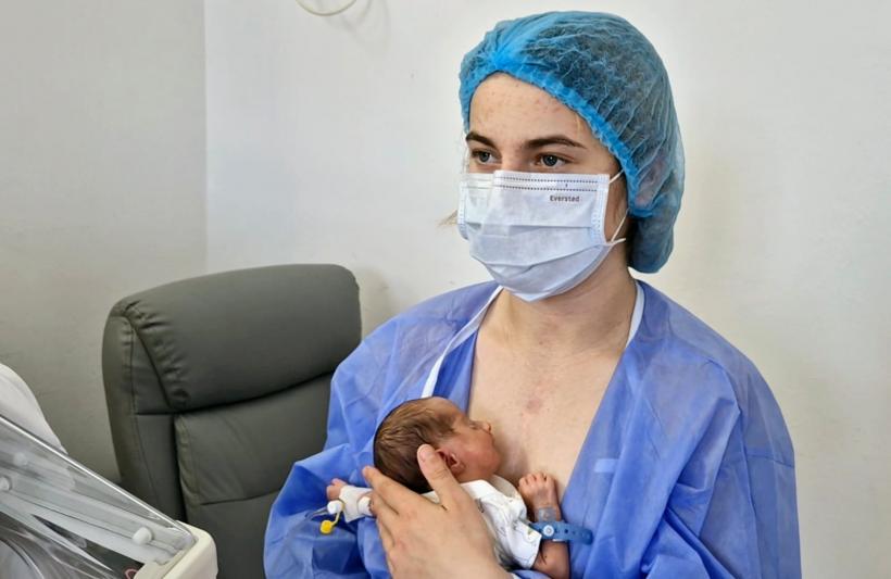 La fiecare două minute, o femeie moare din cauza complicațiilor din timpul sarcinii sau la naștere