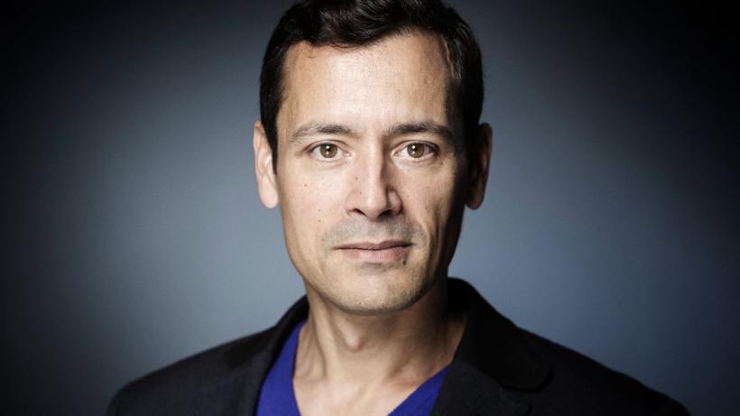 Jean-Baptiste Andrea (Premiul Goncourt, 2023):   „În etapa noii lumi digitale nu suntem educați să ne exercităm discernământul!” 18948685