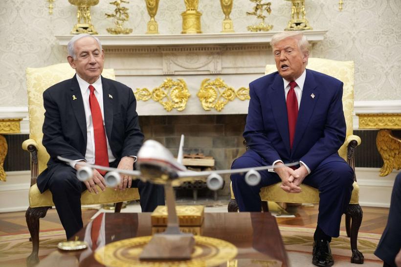 Trump pune tunurile pe Iran. Scurtcircuit semantic între Casa Albă și Teheran