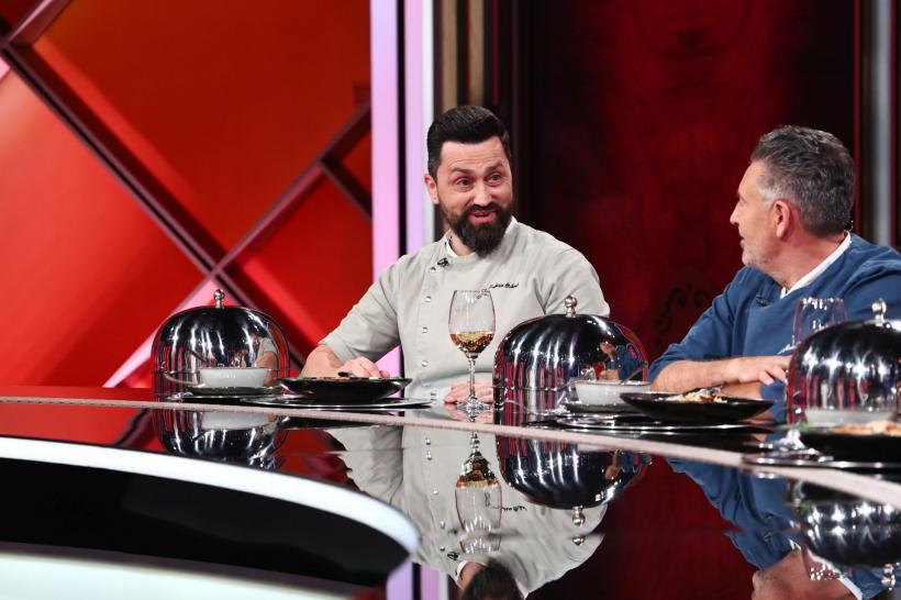 Întâlnire emoționantă, aseară, la Chefi la cuțite: Chef Ion Șerban, mentorul lui Chef Orlando Zaharia a venit în platoul show-ului culinar