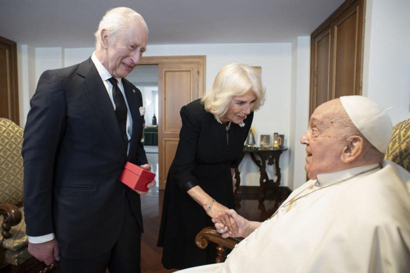 Papa Francisc este „încântat” să iasă din spital, în ciuda convalescenței, anunță Vaticanul