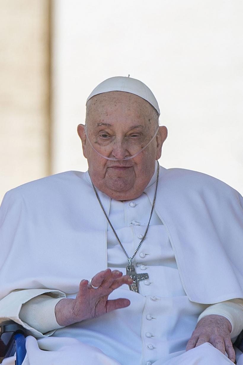 Papa Francisc este „încântat” să iasă din spital, în ciuda convalescenței, anunță Vaticanul 18949335