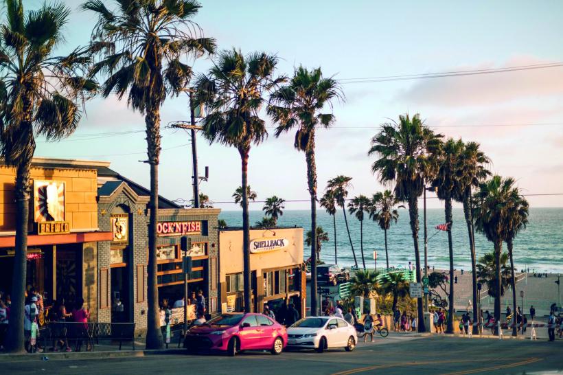 Am cunoscut români fericiți. Mulți 18949080