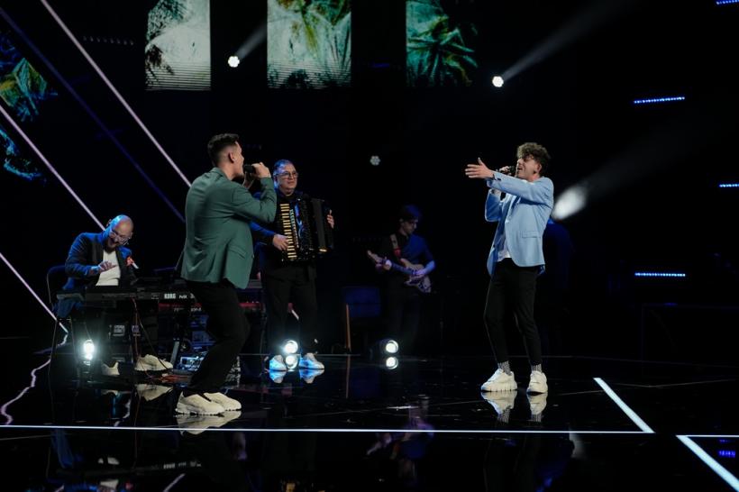 Emoţii puternice duminică, la X Factor, pentru Delia și Puya 18949147