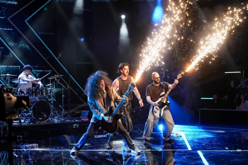 Emoţii puternice duminică, la X Factor, pentru Delia și Puya 18949152