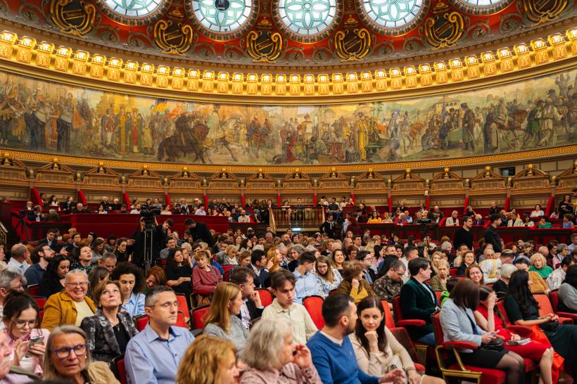 Cea de-a 8-a ediție Hoinar Festival are loc între 15 și 20 mai la Teatrul ACT și Ateneul Român 18949203