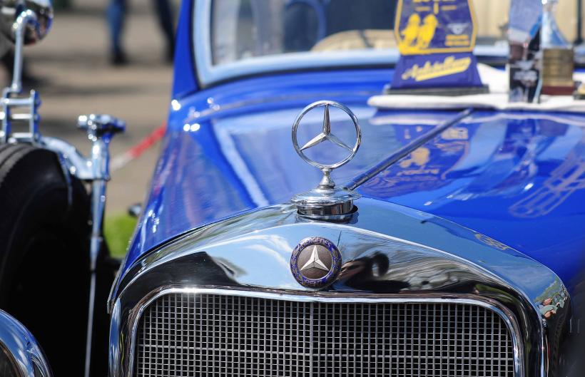 Retro Parada Primăverii din București 18949468