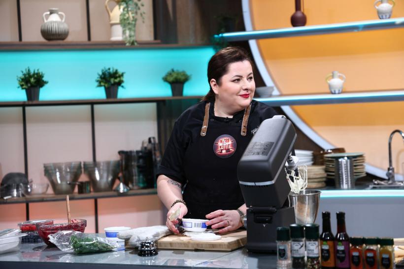 Diseară, la Chefi la cuțite: jurații se luptă pentru cea de-a patra bombă pusă în joc de Irina Fodor și dau ultimele cuțite din audițiile sezonului 15, înainte de bootcamp 18949582