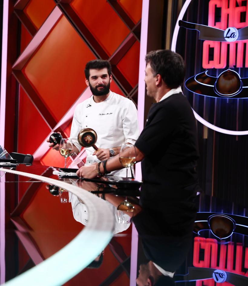 Ediția de ieri Chefi la cuțite, lider de audiență. Urmează o seară decisivă: bootcamp-ul va culmina cu formarea echipelor celor patru jurați 18949753