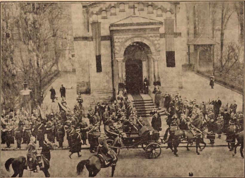 Misterele Floriilor - tradiții și obiceiuri creștine 18949731