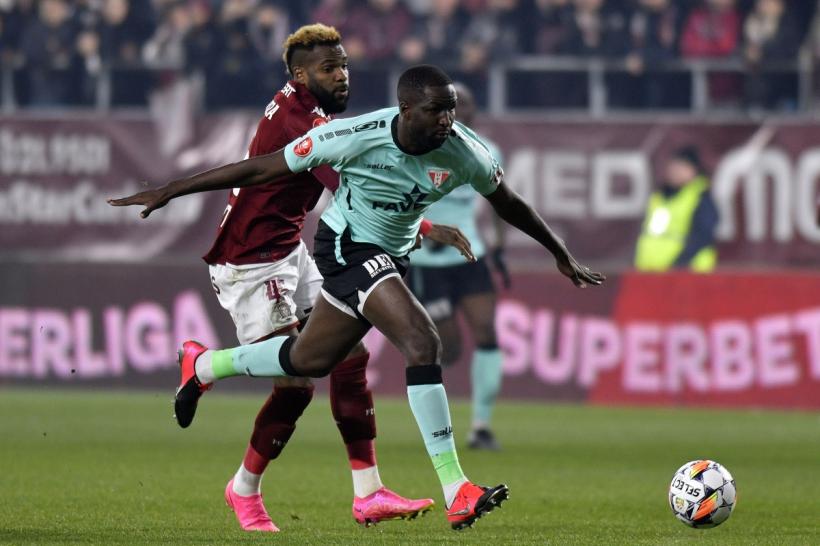 Fostul jucător al Rapidului, Aaron Boupendza, a murit! 18949879