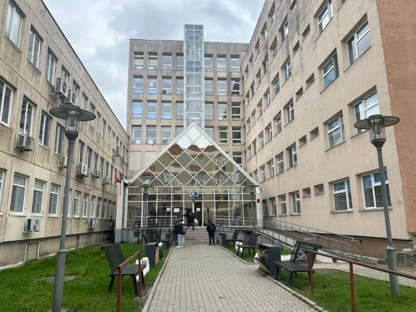 Spitalul Clinic Județean de Urgență Brașov devine mai verde: donație de peste 300.000 lei pentru un sistem fotovoltaic, la inițiativa Fundației DMS, cu sprijinul Fundației Metropolis