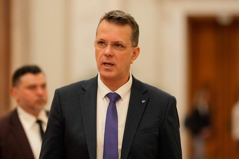 Ziua proceselor USR-iste. Toată lumea dă în judecată pe toată lumea 18949976