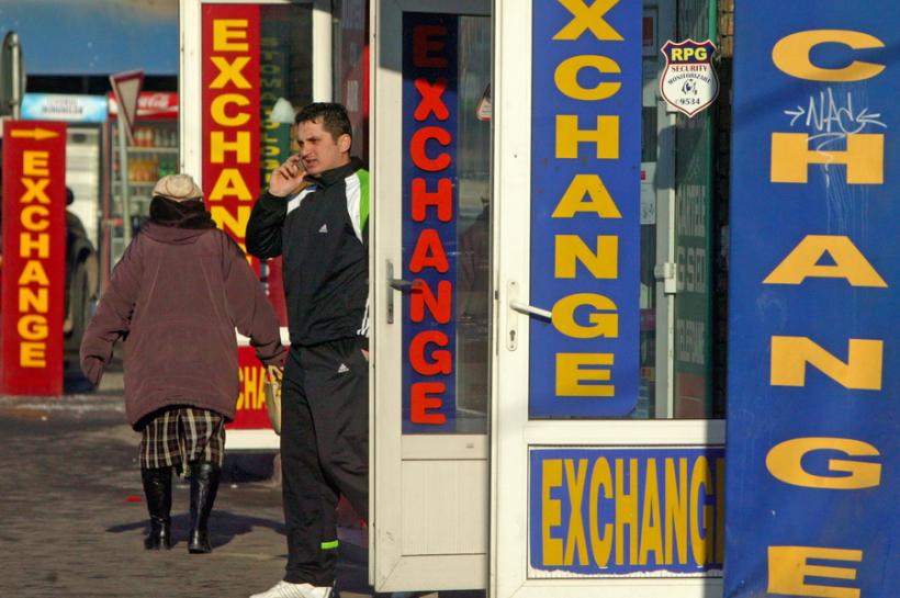 ANPC a închis două case de schimb valutar din zona Dristor