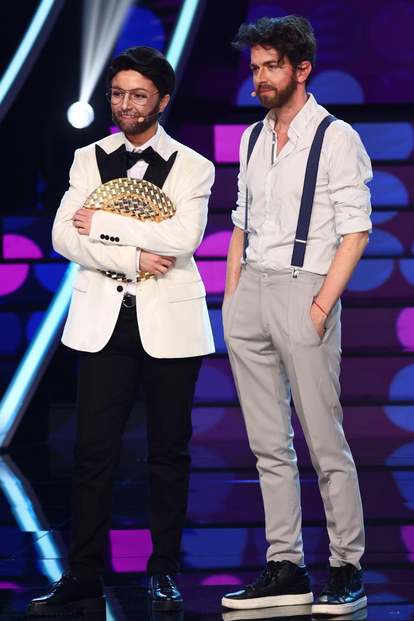 Într-o ediție spectaculoasă Te cunosc de undeva!, sâmbăta această, pe scenă va urca Smiley cu una dintre cele mai cunoscute piese din ultimul an! 18950041