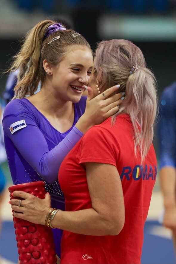 Aur la sol pentru Sabrina Maneca Voinea la Cupa Mondială de la Doha 18950353