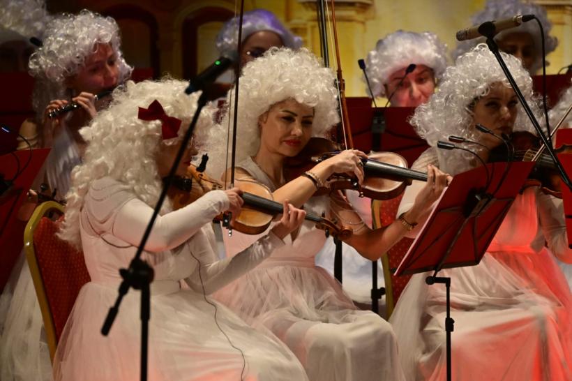 Naistul Damian Drăghici invitat alături de White Symphony Orchestra în concertul „Danke Johann Strauss 200” din 29 aprilie de la Sala Palatului 18949794